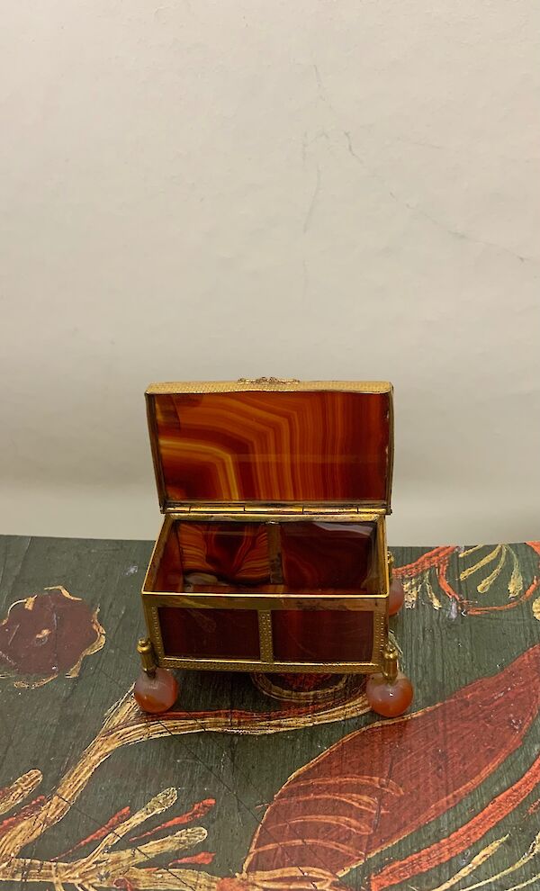 An agate and gilt metal mounted box II
