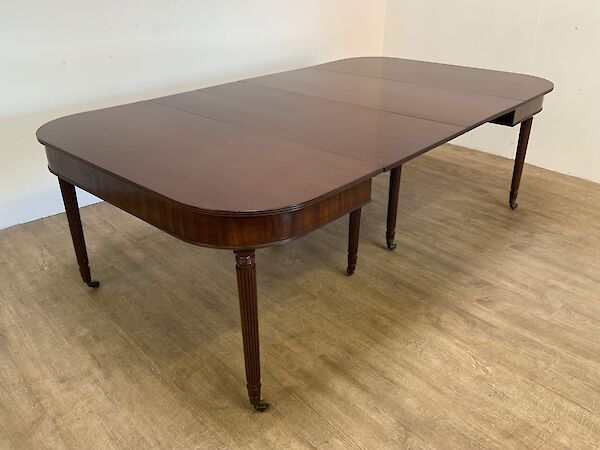 10 seat mahogany dining table