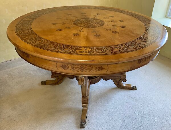 A continental inlaid drum table